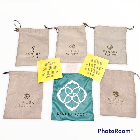 Kendra Scott Jewelry Bags and Inserts - 6 Bags Total - 5 Gray and 1 Blue - Picture 1 of 3